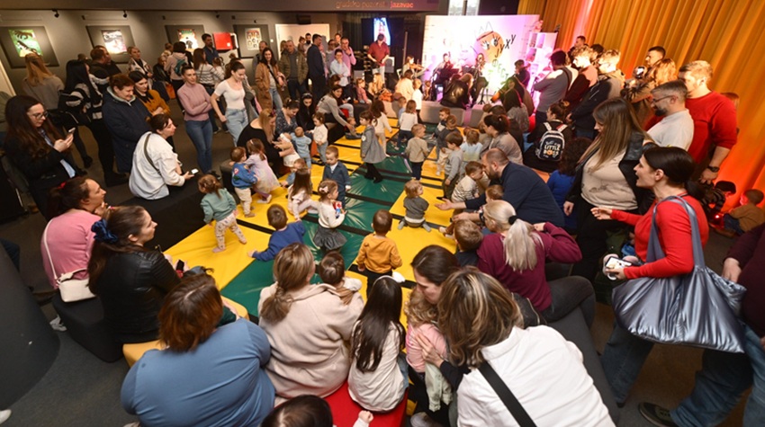 JUHU FEST POČINJE KONCERTOM ZA BEBE